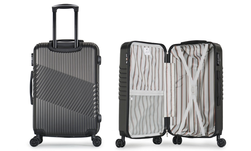 Image 19: Four-Piece Luggage Set