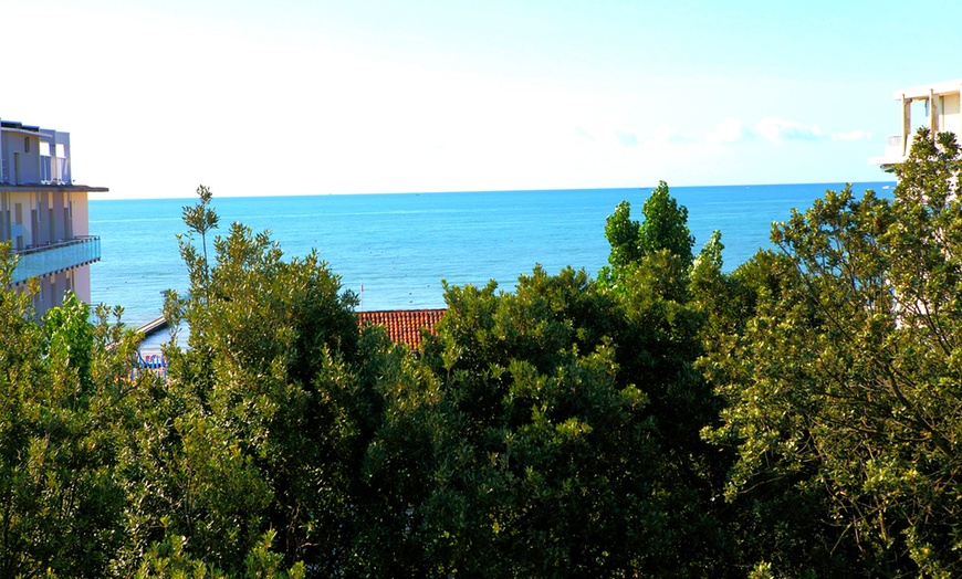 Image 11: Un'estate al mare di Jesolo! Fino a 7 notti in mezza pensione