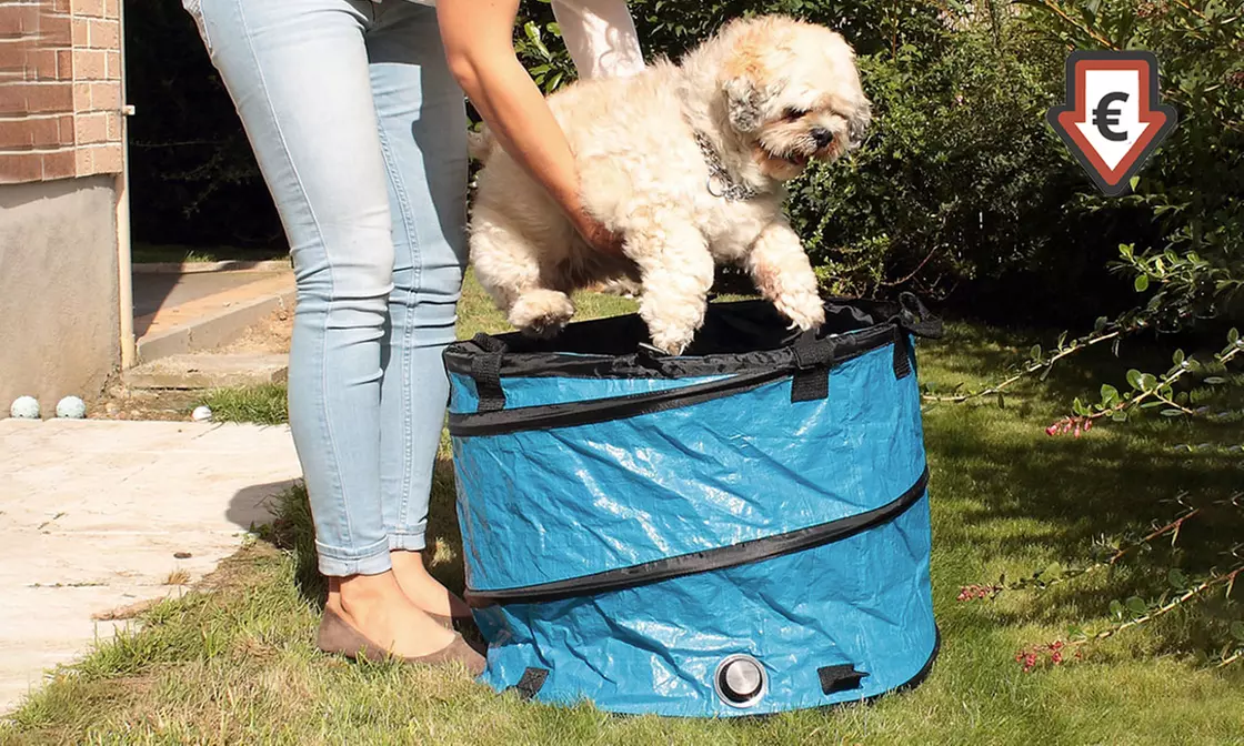 Klappbarer Reinigung-Korb in Blau/Rot für Tiere - Primary Image