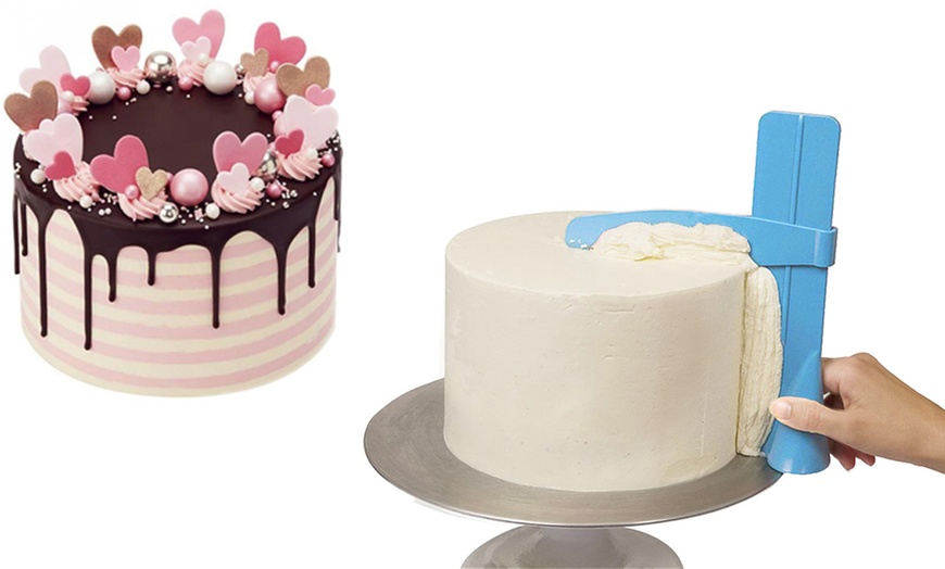 Image 2: Cake Icing Scraper