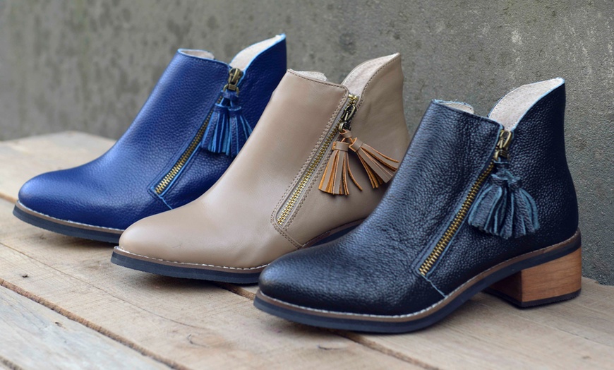 Image 2: Women's Zip Chelsea Boots