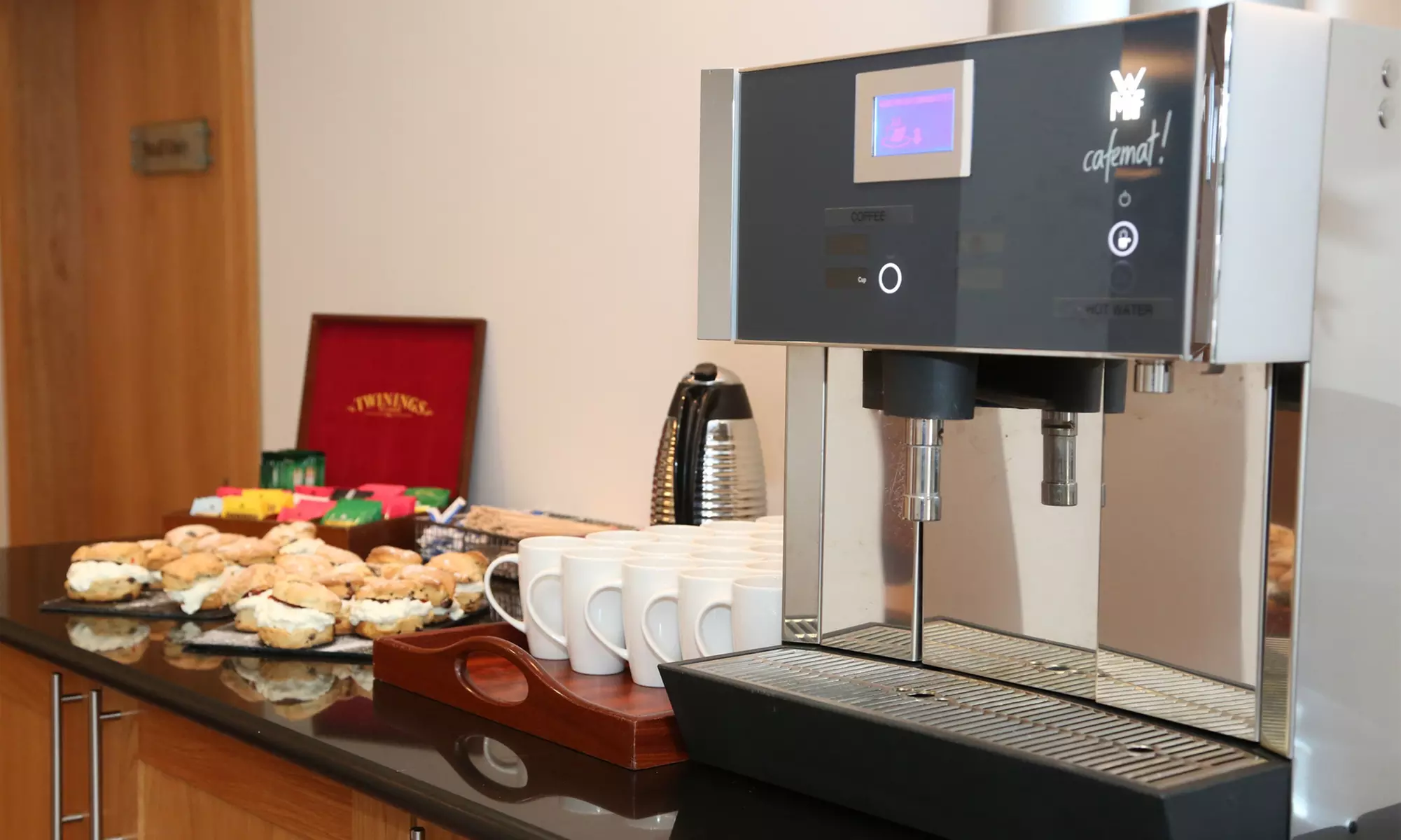 Aberdeen: 4* Superior Double or Twin Room Stay w/ Breakfast & Prosecco