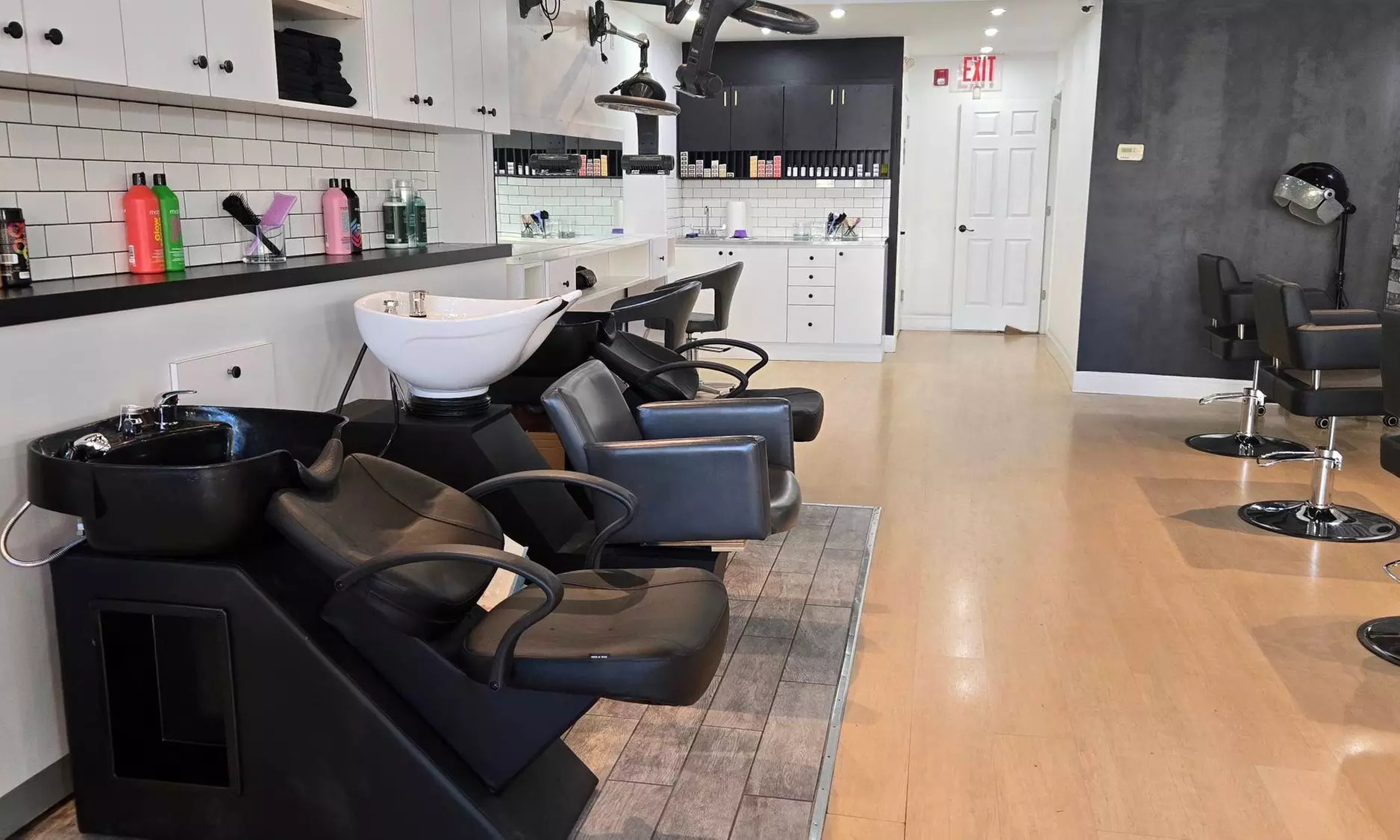 Get Haircut, Conditioning, Blowout, w/ Optional Single Process Color