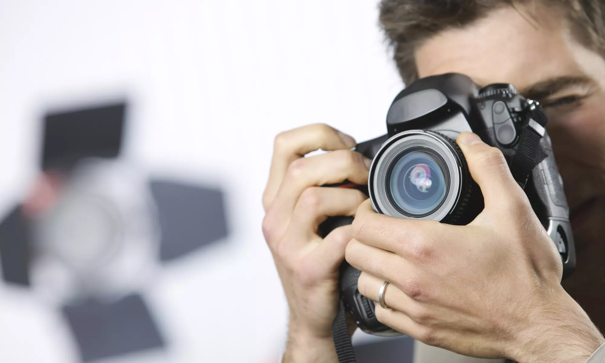 Up to 50% Off at THE HEADSHOT LOUNGE - Primary Image