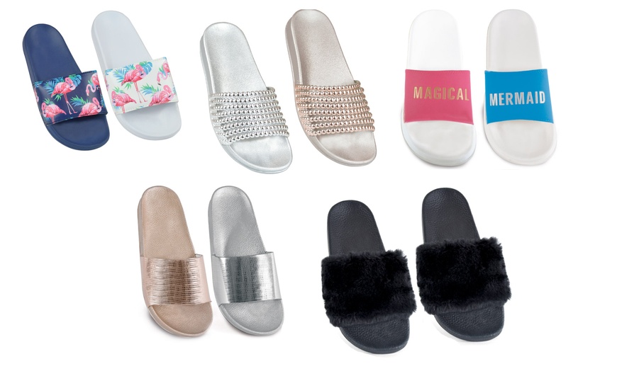 Image 1: Women's Slip-On Sliders