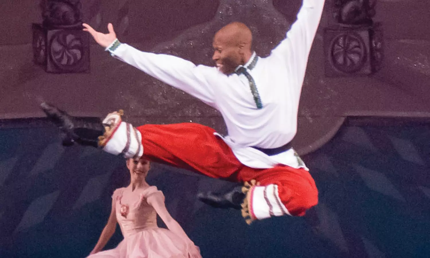  The Nutcracker" Presented by California Ballet on December 10 - 23    - Second Medium