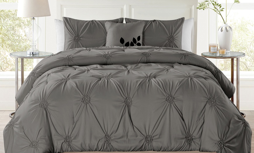 London Pintucked Oversized Comforter Set (4-Piece) | Groupon