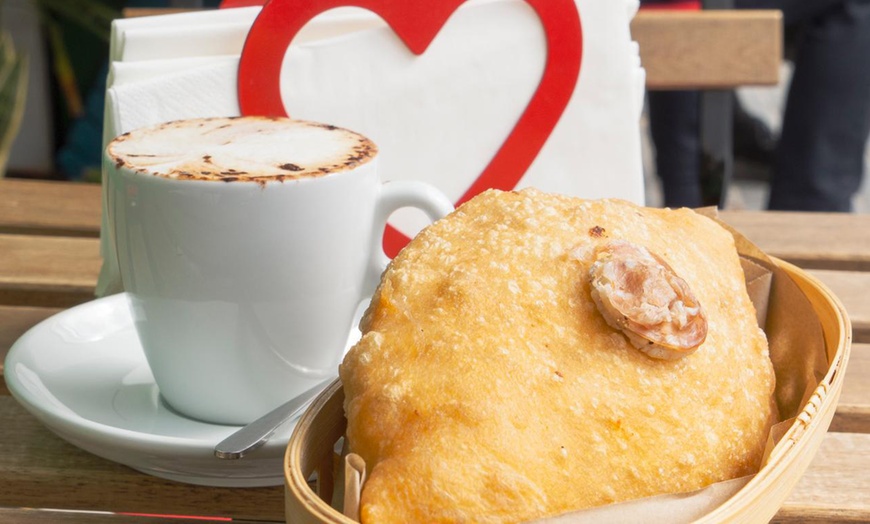 Image 3: Recarga energías: brunch o drunch de 5 platos para 2 o 4 personas 