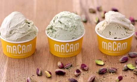 1 kg di gelato, 4 coni e 9 mini cannoli di ricotta fresca da Macam Delizie Quotidiane. Consegna a domicilio