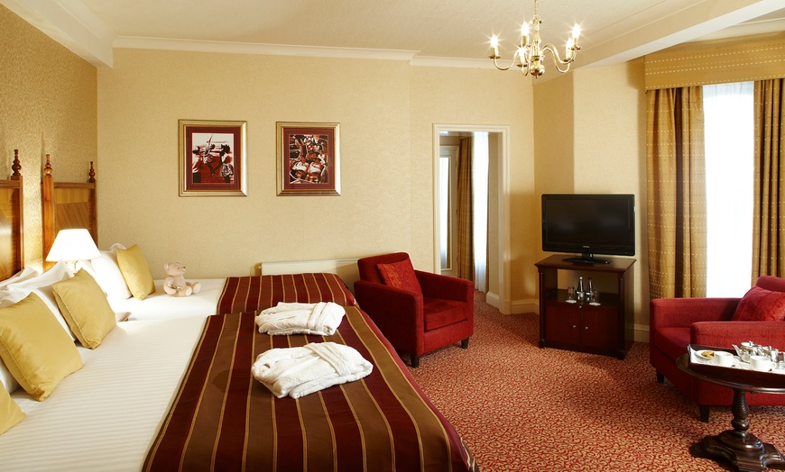 Image 10: Blackpool: Up to 2-Night 4* Stay with Breakfast