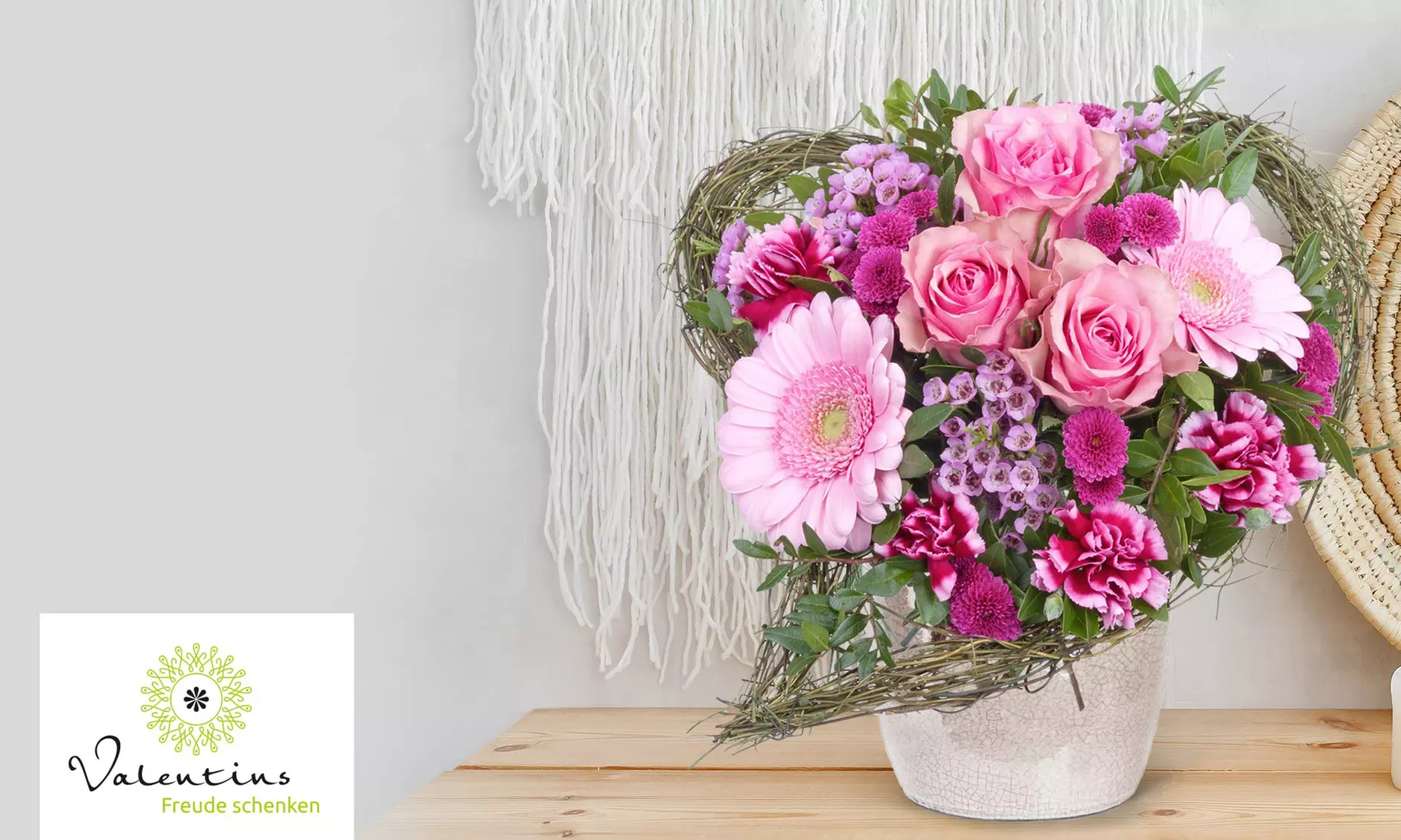 Wertgutschein über 12 € anrechenbar auf das gesamte Blumen- und Geschenk-Sortiment von Valentins - Primary Image