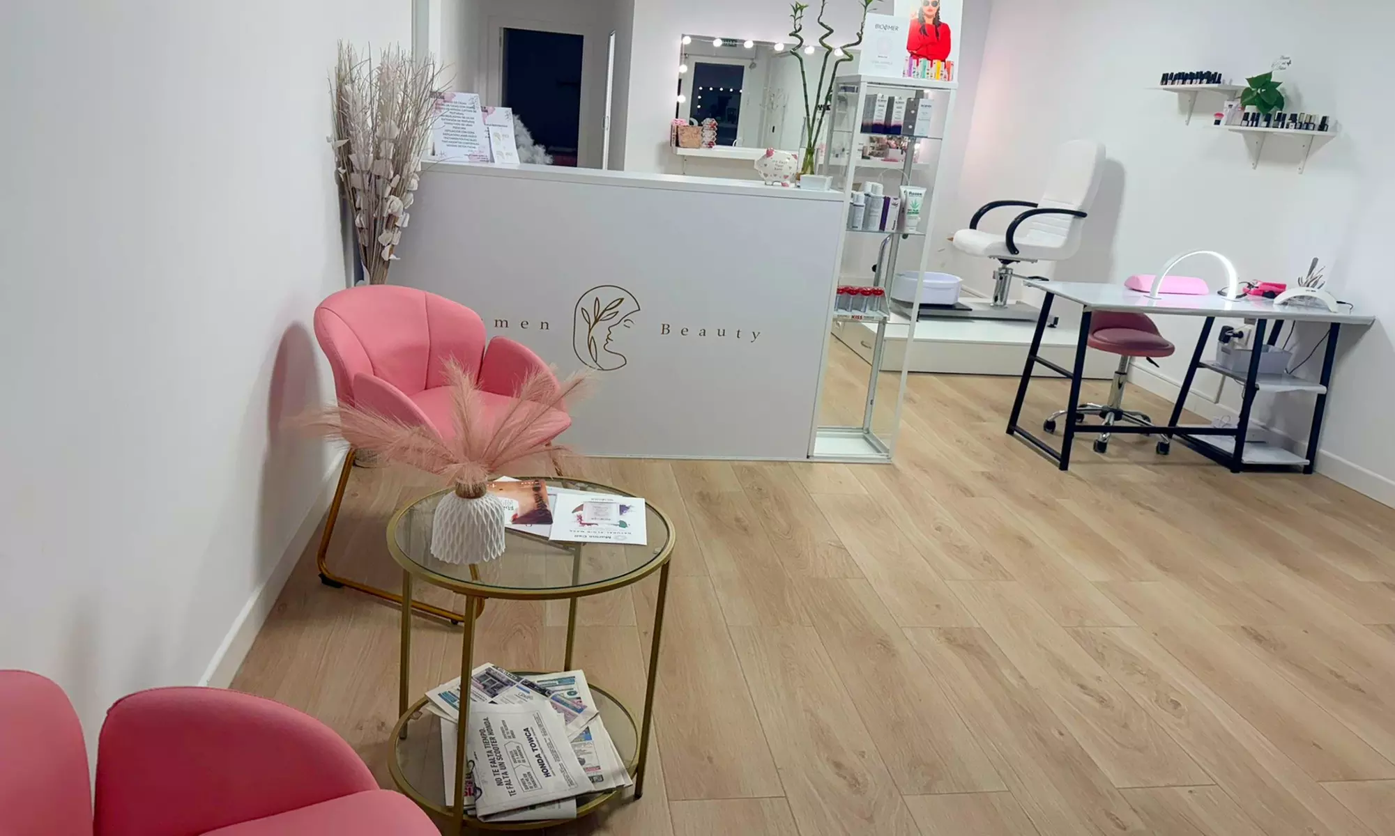 Lifting o extensiones de pestañas o diseño y laminado de cejas para 1