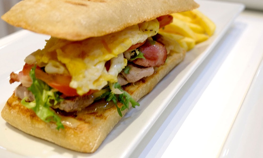 Image 5: Spanish Sandwich with Fries