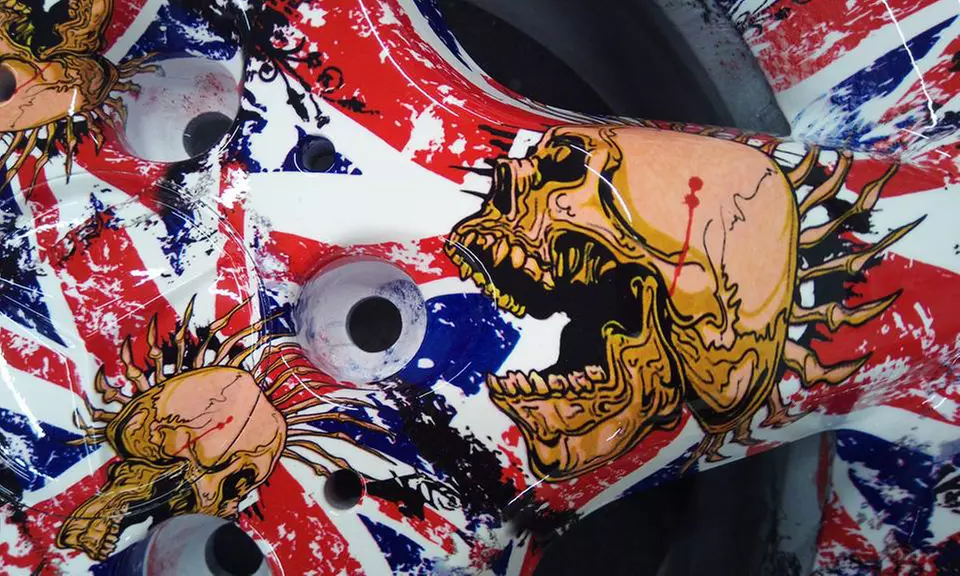 Zdobienie felg, elementów skutera