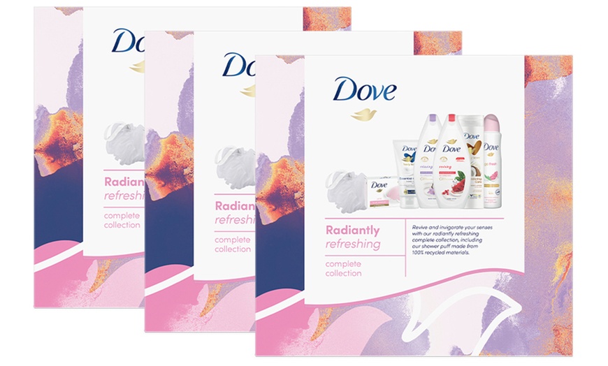 Image 8: Dove Body & Bath Radiantly Refreshing Complete Collection Gift Set