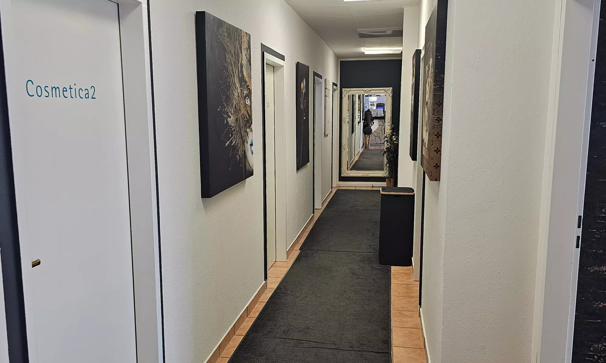 Wertgutschein über 189 € anrechenbar auf ein Vampir-Lifting