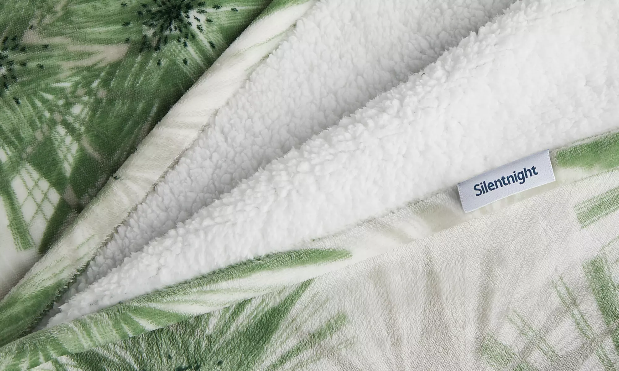 Super-Sized Silentnight Snugsie Giant Family Sherpa Blanket