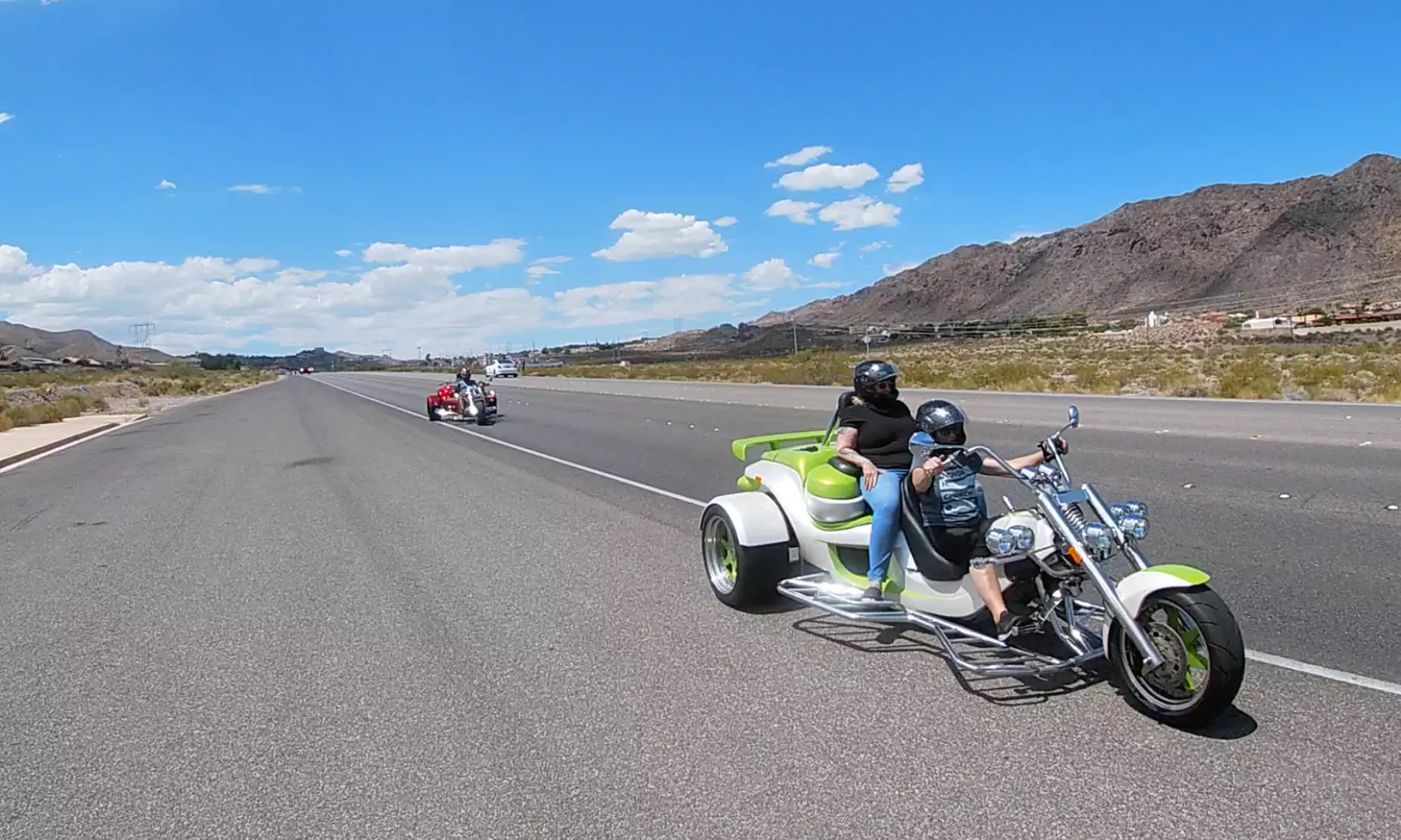 VIP Deluxe Hoover Dam Trike Tours for Two People