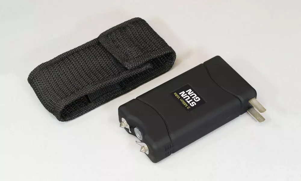 3 Million Volt Stun Gun with LED Flashlight and Nylon Carrying Case - Second Medium