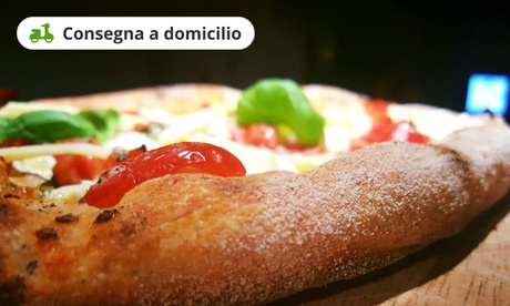 Pizza con birra fino a 4 persone con Kiss Pizza (sconto 29%). Consegna a domicilio