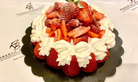 Pan di spagna da 1 kg, crema a scelta o frutta, con Pasticceria Bottini (sconto fino a 12%) Consegna a domicilio