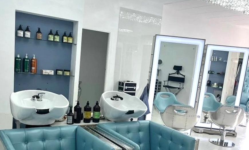 Image 3: Head spa japonés de 45 minutos para 1 persona con bebida de cortesía