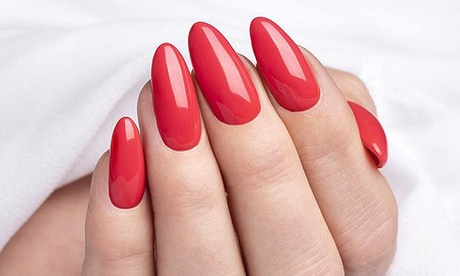 Applicazione di smalto semipermanente su mani o piedi o entrambi al centro Super Nail Art (sconto fino a 66%)