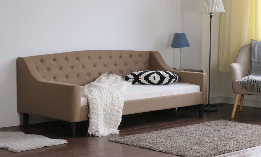 Image 2: Jemma Daybed