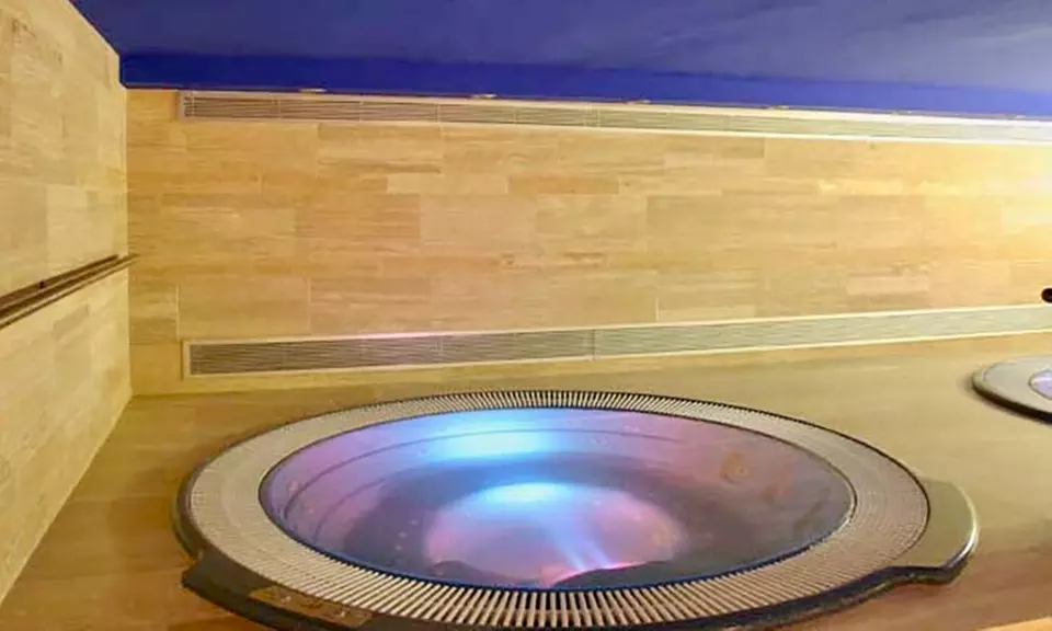 Circuito spa privado con masaje para 2 personas en Hyltor Spa