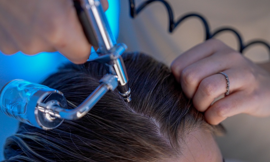 Image 14: 60-Minute Deep Scalp Treatment