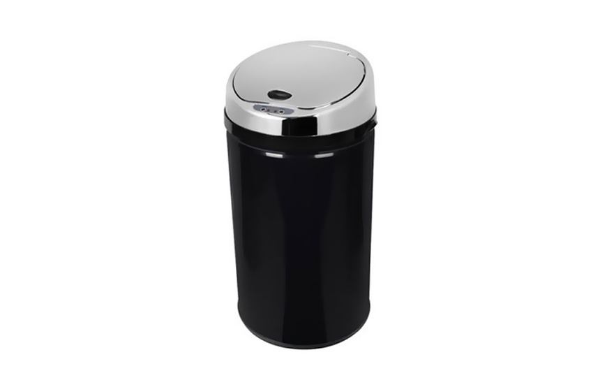 Image 6: Morphy Richards 30L Sensor Bin