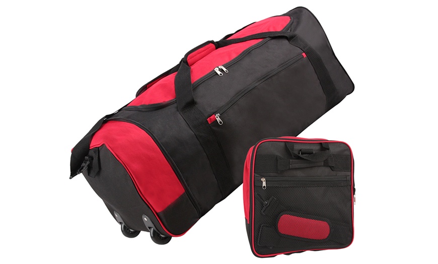 Image 2: Foldaway Holdall with Wheels