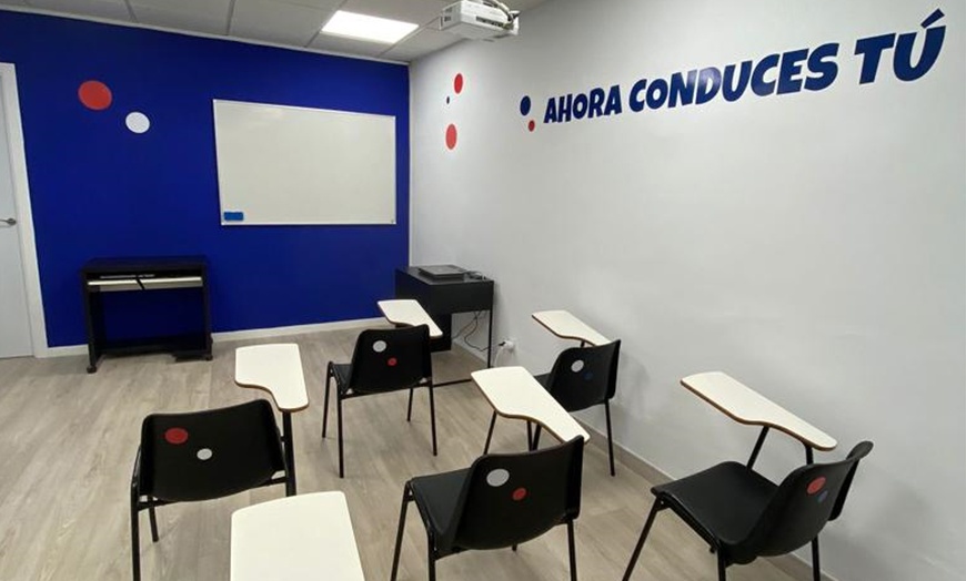 Image 8: Curso para aprender a conducir