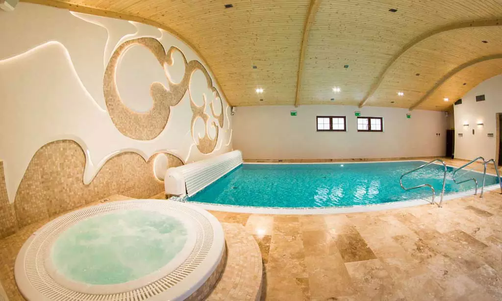 Zabiegi SPA i dostęp do Strefy Aqua w Pałacu Myślęta dla 1 lub 2 osób