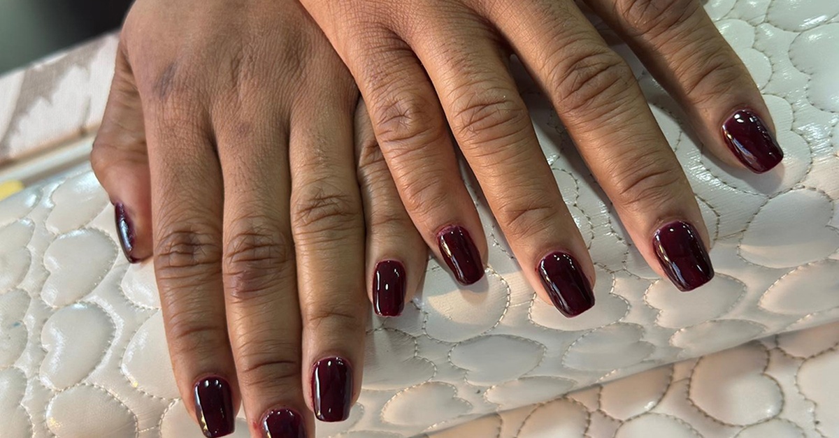 Manicura semipermanente y puesta de uñas de cristal o acrigel en Madrid
