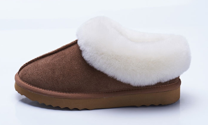 Image 4: Women's Sheepskin Slipper Boots