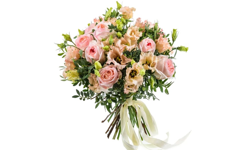 Image 7: 40% Off Towards Beautiful Flower Bouquets with Nationwide Delivery 