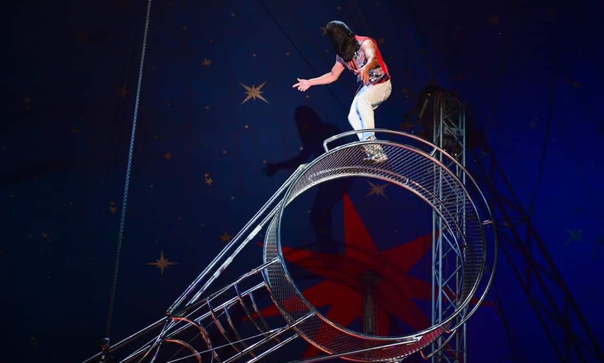 Image 4: Experience Thrills with Stunning Unicycles, & More at Santus Circus