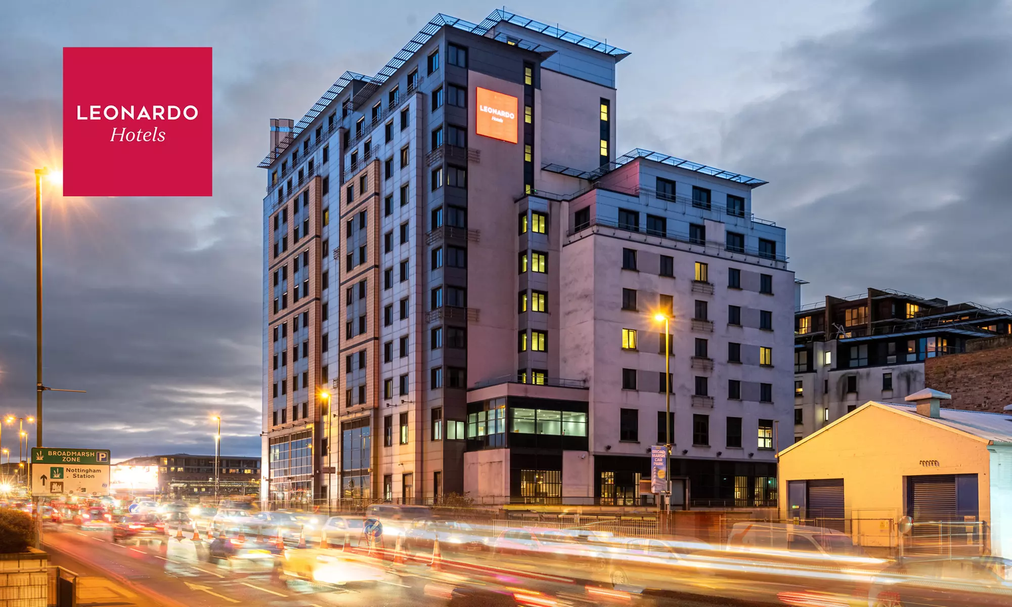 Nottingham: Standard Double Room with Breakfast and fizz