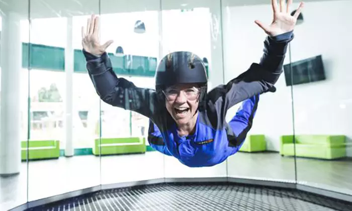 2 vuelos de paracaidismo indoor de 1 minuto para niño o adulto