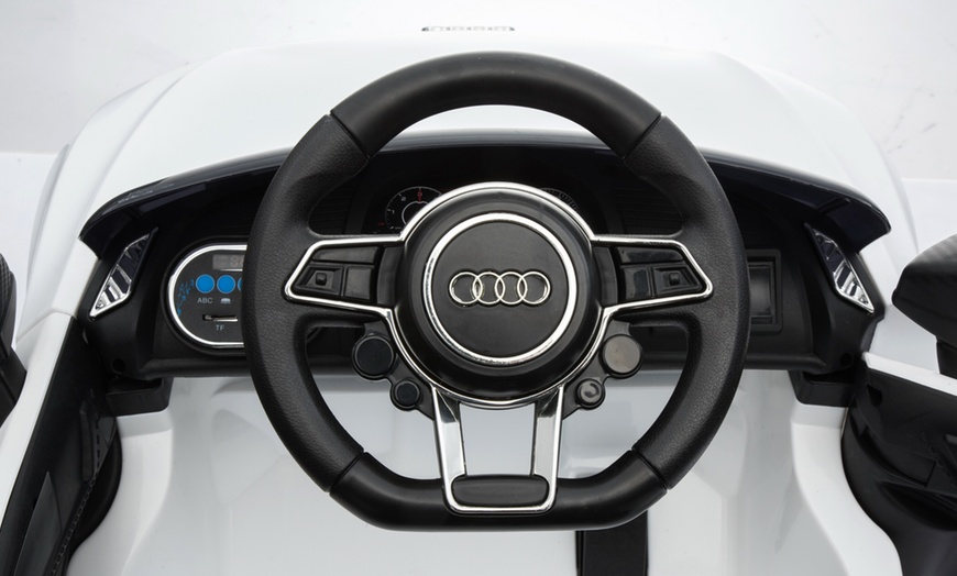 Image 16: Elektrische kinderauto Audi R8 Spyder