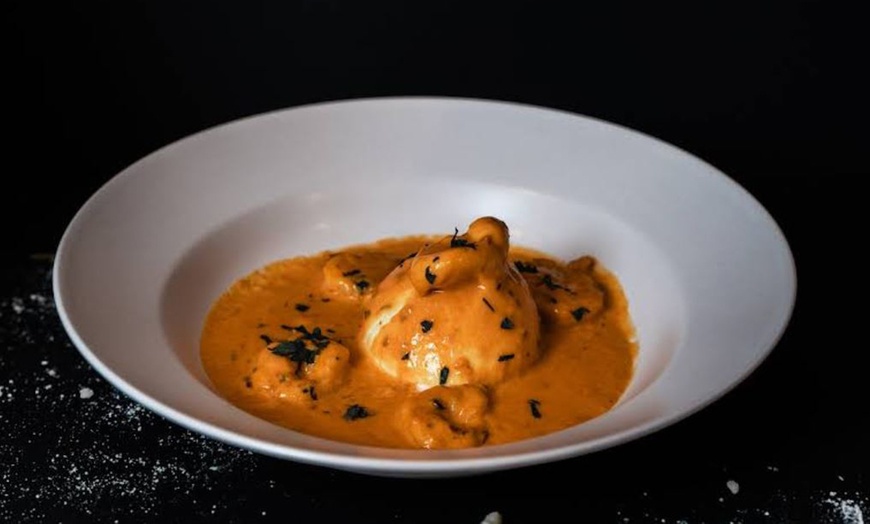 Image 13: Menú italiano con entrantes, principales, postres y bebidas 