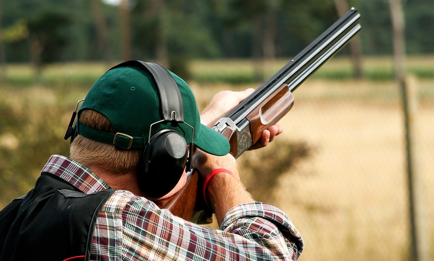 clay-pigeon-shooting-hawley-clay-shooting-ground-groupon