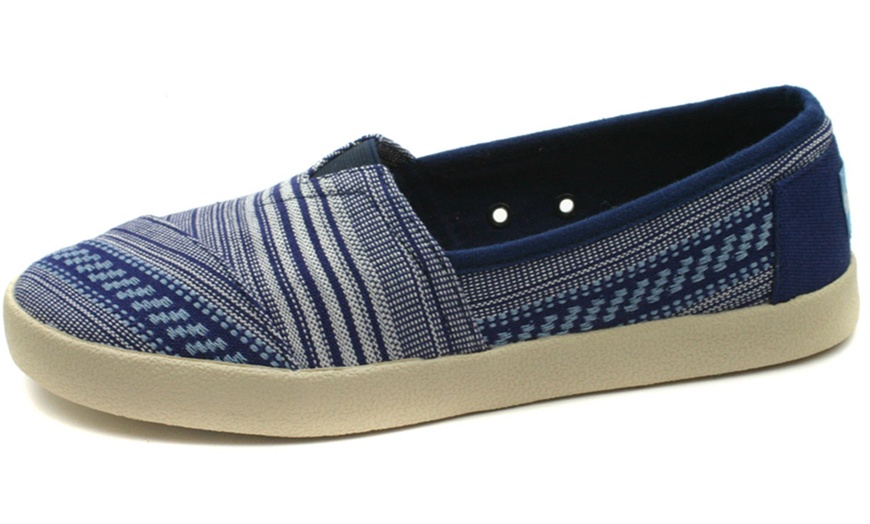 Image 14: Women's TOMS Espadrilles