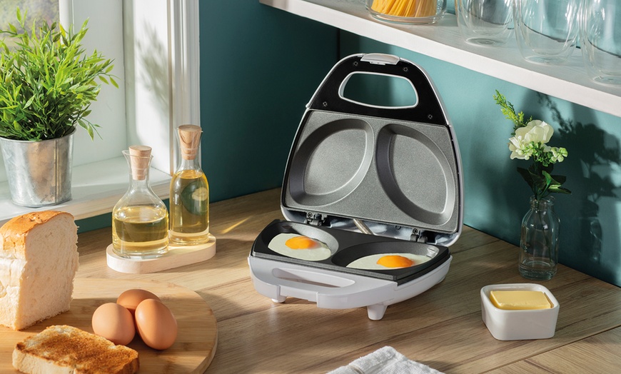 Image 2: Cooks Professional Omelette Maker