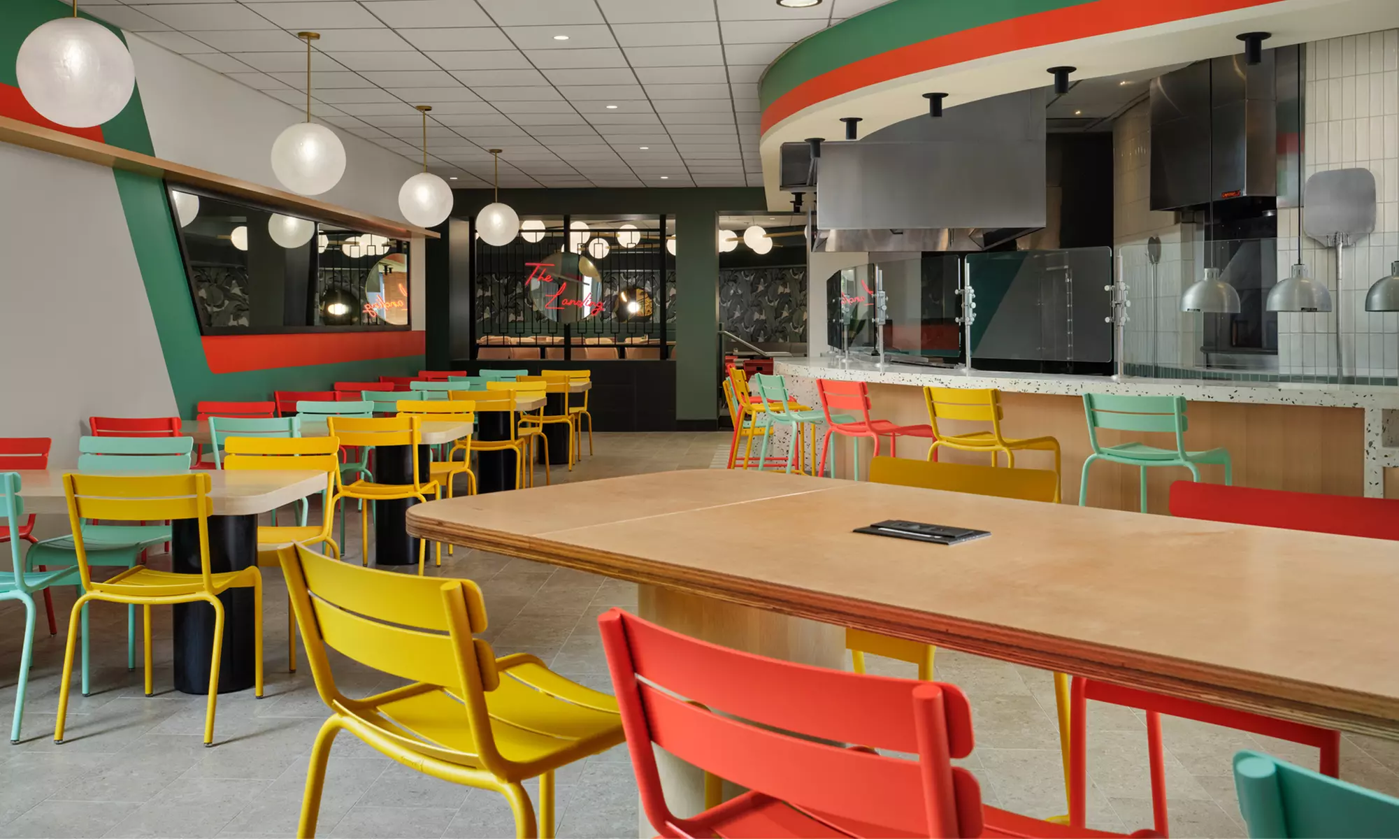 Member Pricing: 4* Hotel Near Venice Beach With Shuttle, Pool 