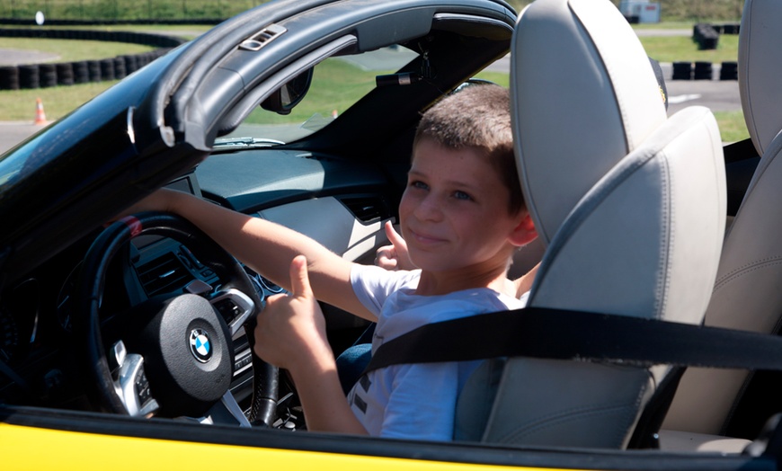 Image 2: Stage de conduite avec Formula Kids Nantes circuit Sautron