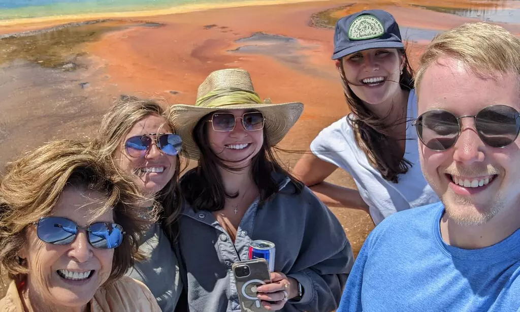 Explore Yellowstone's Full Day Tour with Lunch