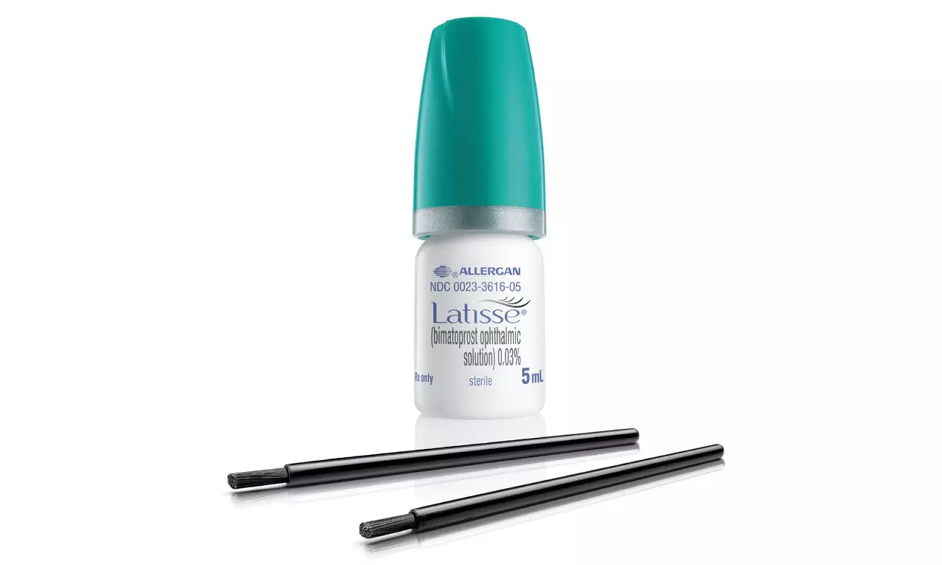 3 or 5ml Latisse Eyelash Growth Serum Kit from SkinSolutions.MD (Up to 17% Off) - Second Medium