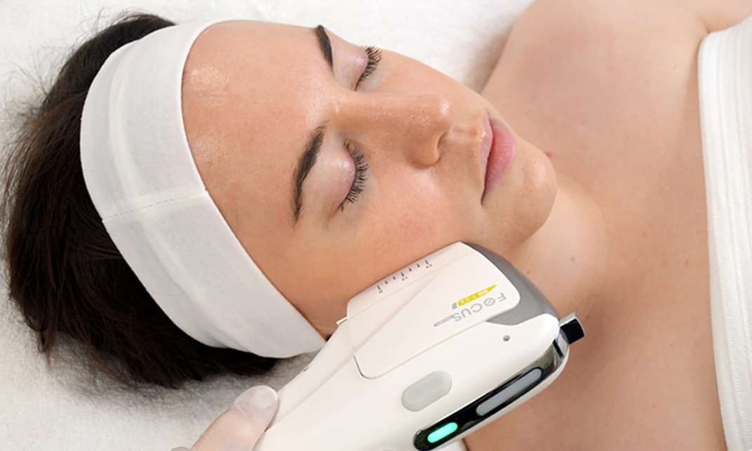 Up to 70% Off on Therapy - Light at Glow Enhancements